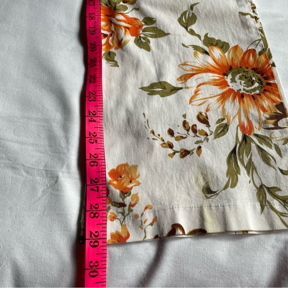 Cream with Multi Colour Floral Print Pant. Waist Size 27” - Picture 7 of 15